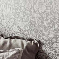 Wallpaper Pure Strawberry Thief MORRIS&CO