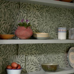 Wallpaper Emerys Willow MORRIS&CO